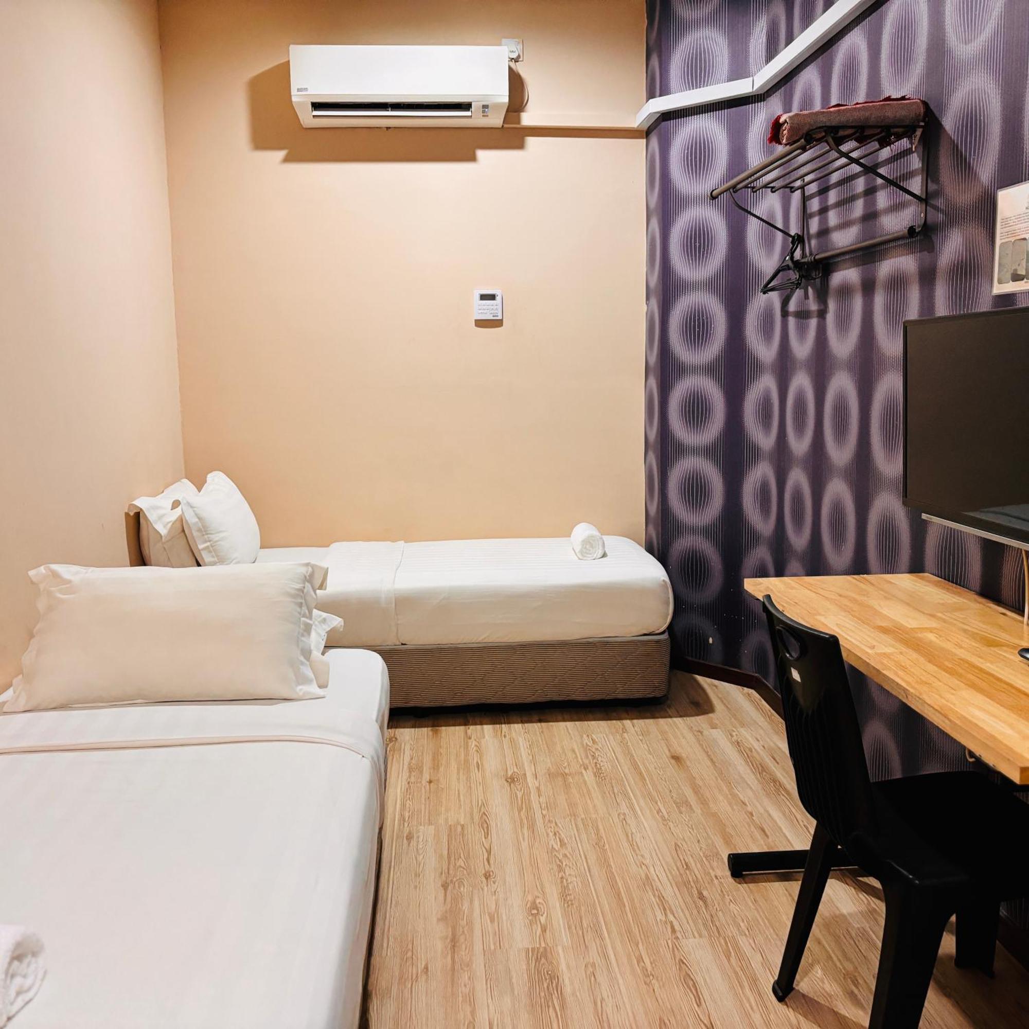 Ada Hotel & Apartment Куала-Тренгану Екстер'єр фото