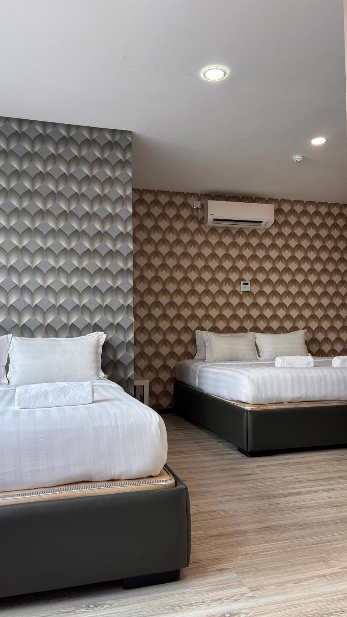 Ada Hotel & Apartment Куала-Тренгану Екстер'єр фото