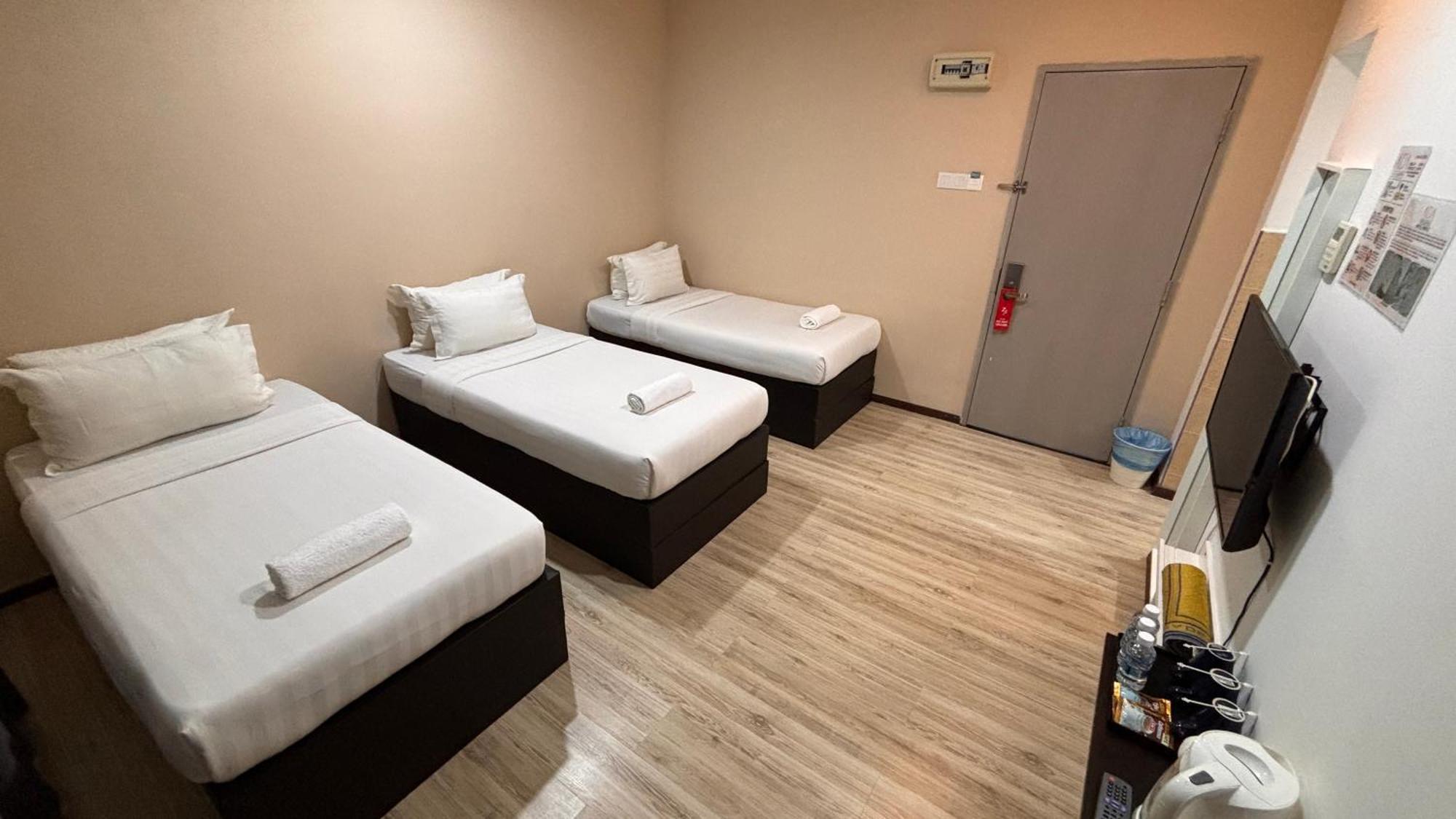 Ada Hotel & Apartment Куала-Тренгану Екстер'єр фото