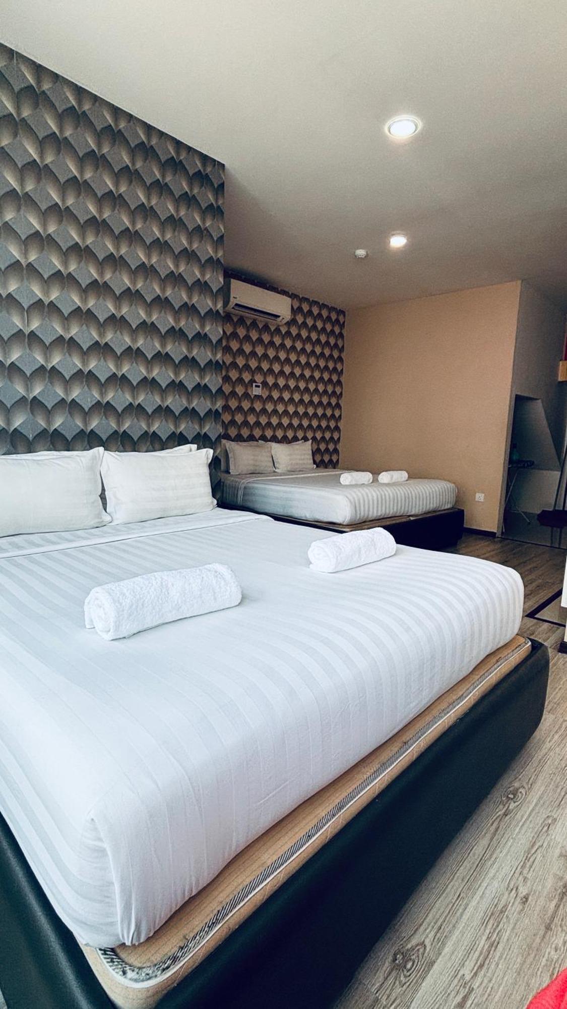 Ada Hotel & Apartment Куала-Тренгану Екстер'єр фото