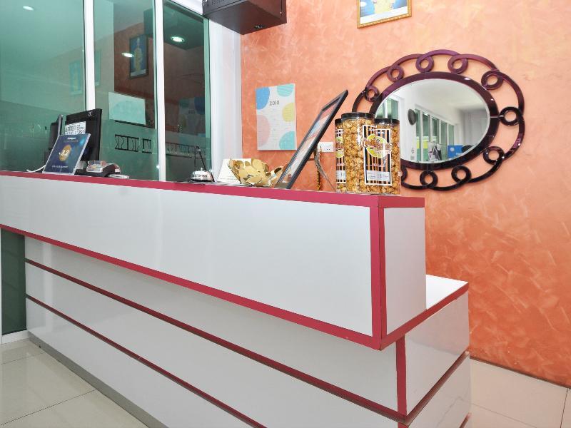 Ada Hotel & Apartment Куала-Тренгану Екстер'єр фото