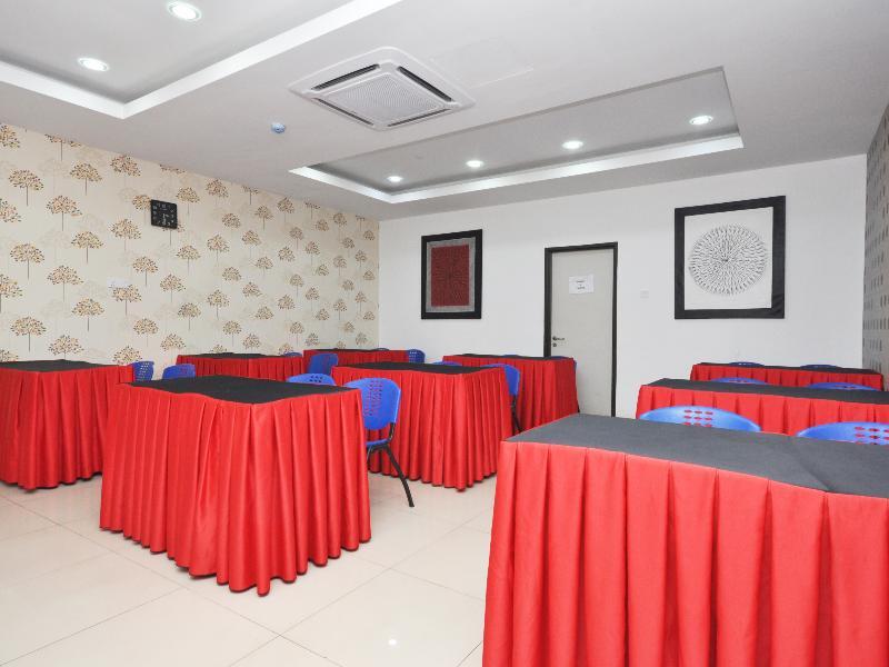 Ada Hotel & Apartment Куала-Тренгану Екстер'єр фото